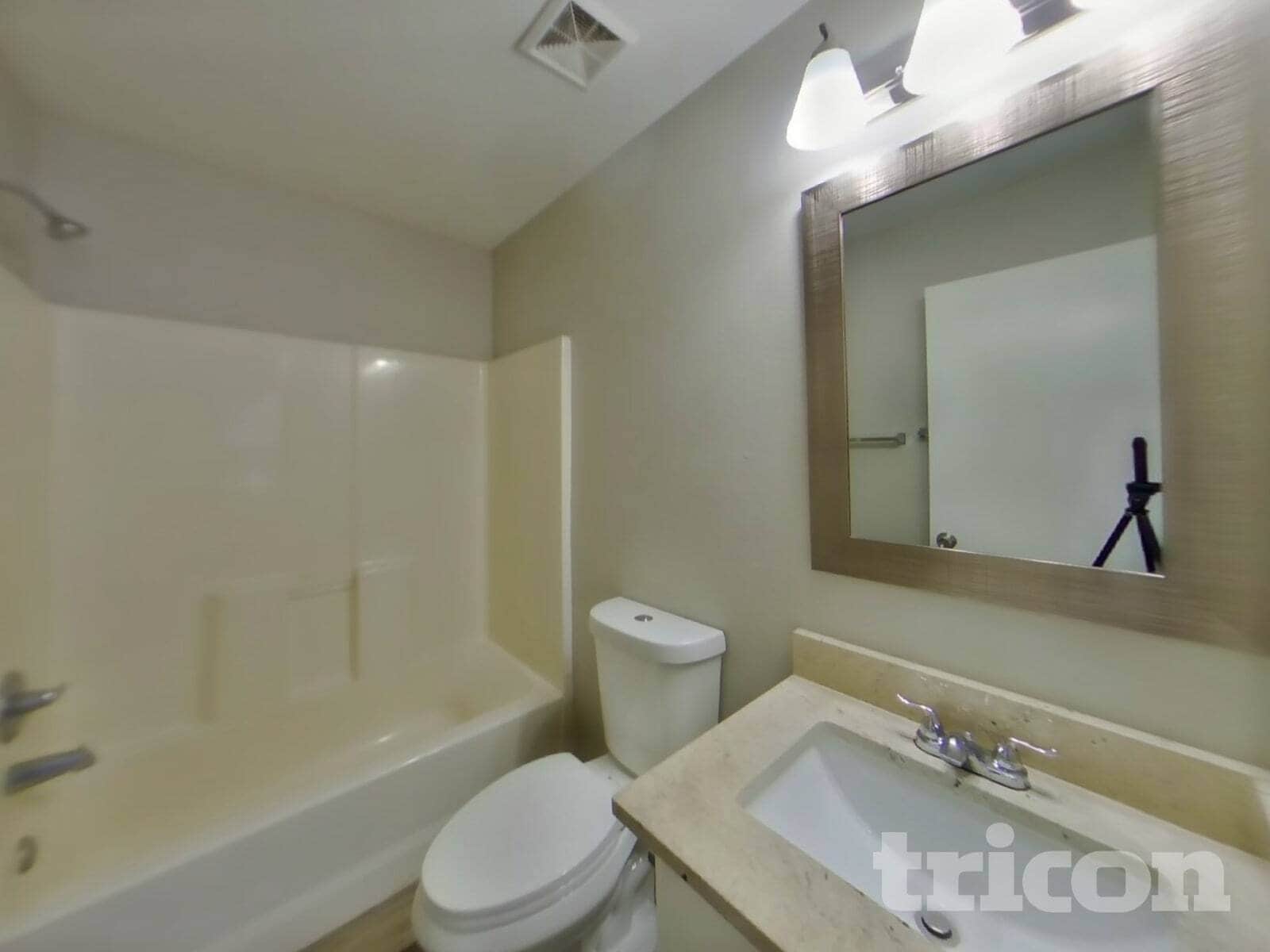 Building Photo - 12723 W Jenero Dr