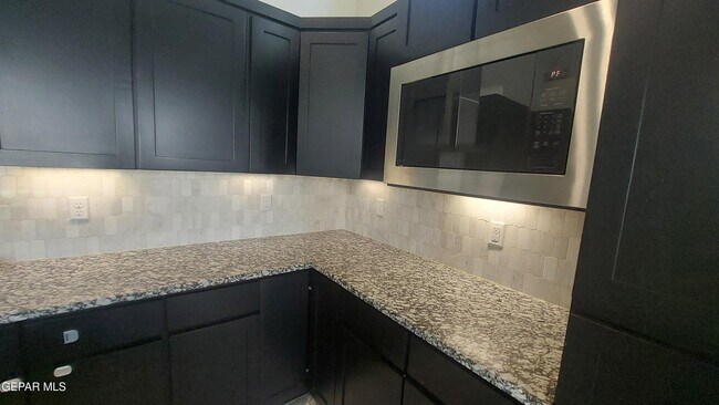 Building Photo - 12349 Desert Wolf Ave