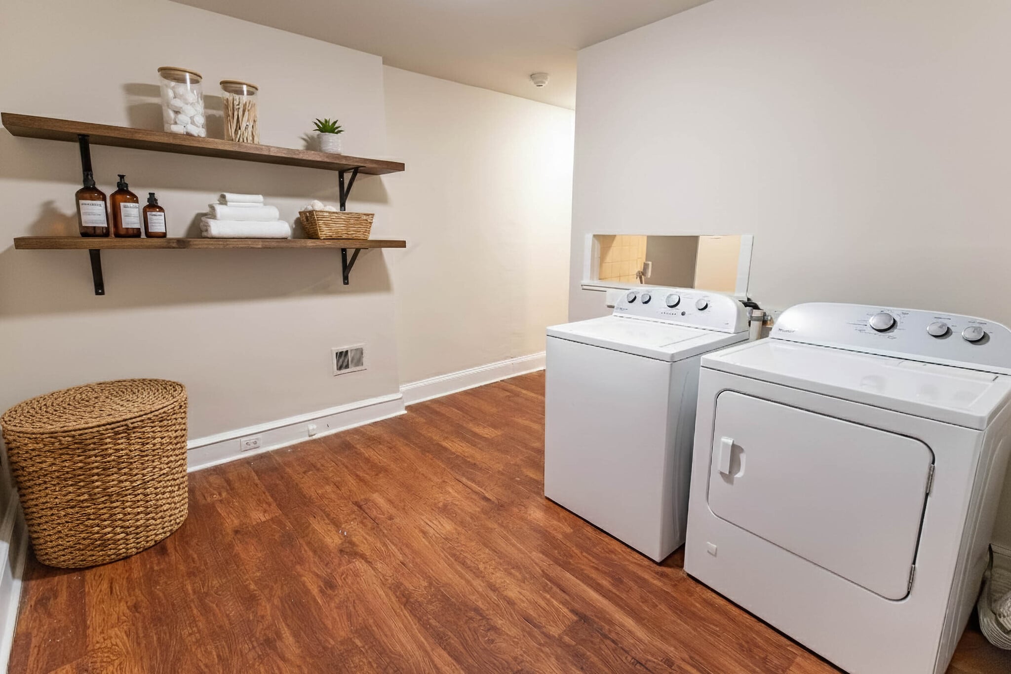 Building Photo - 3929 Baltimore Ave