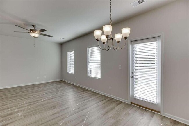 Building Photo - 4741 Medlock Ln