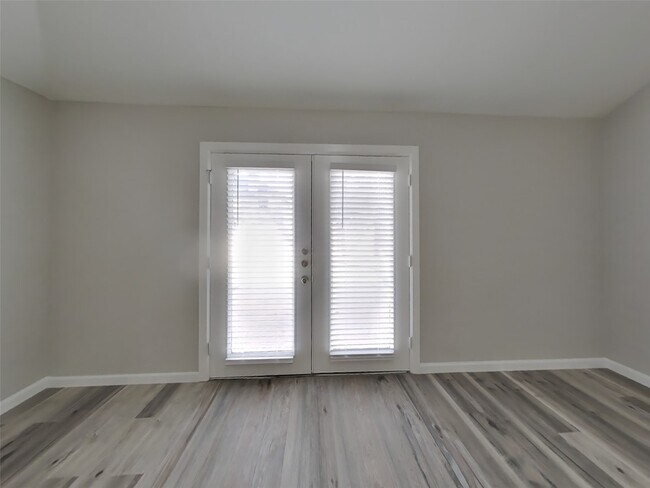 Building Photo - 21476 Palace Pines Dr