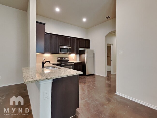 Building Photo - 226 Kaspar Way