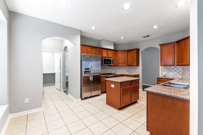 Building Photo - 5035 Logans Landing Ln