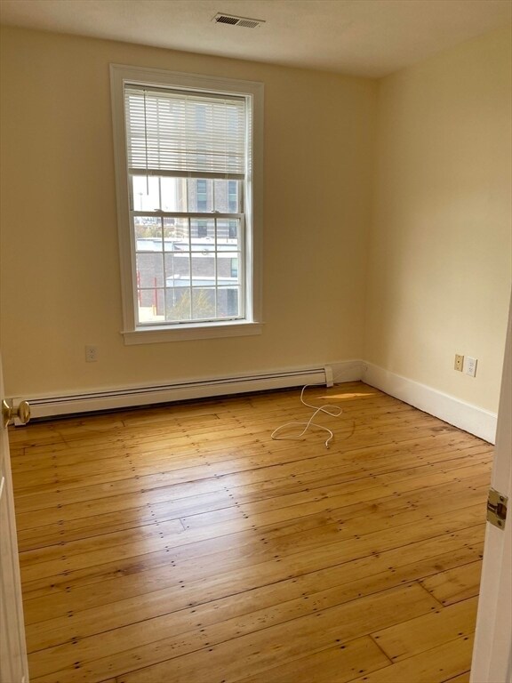 Building Photo - 443 Bunker Hill St
