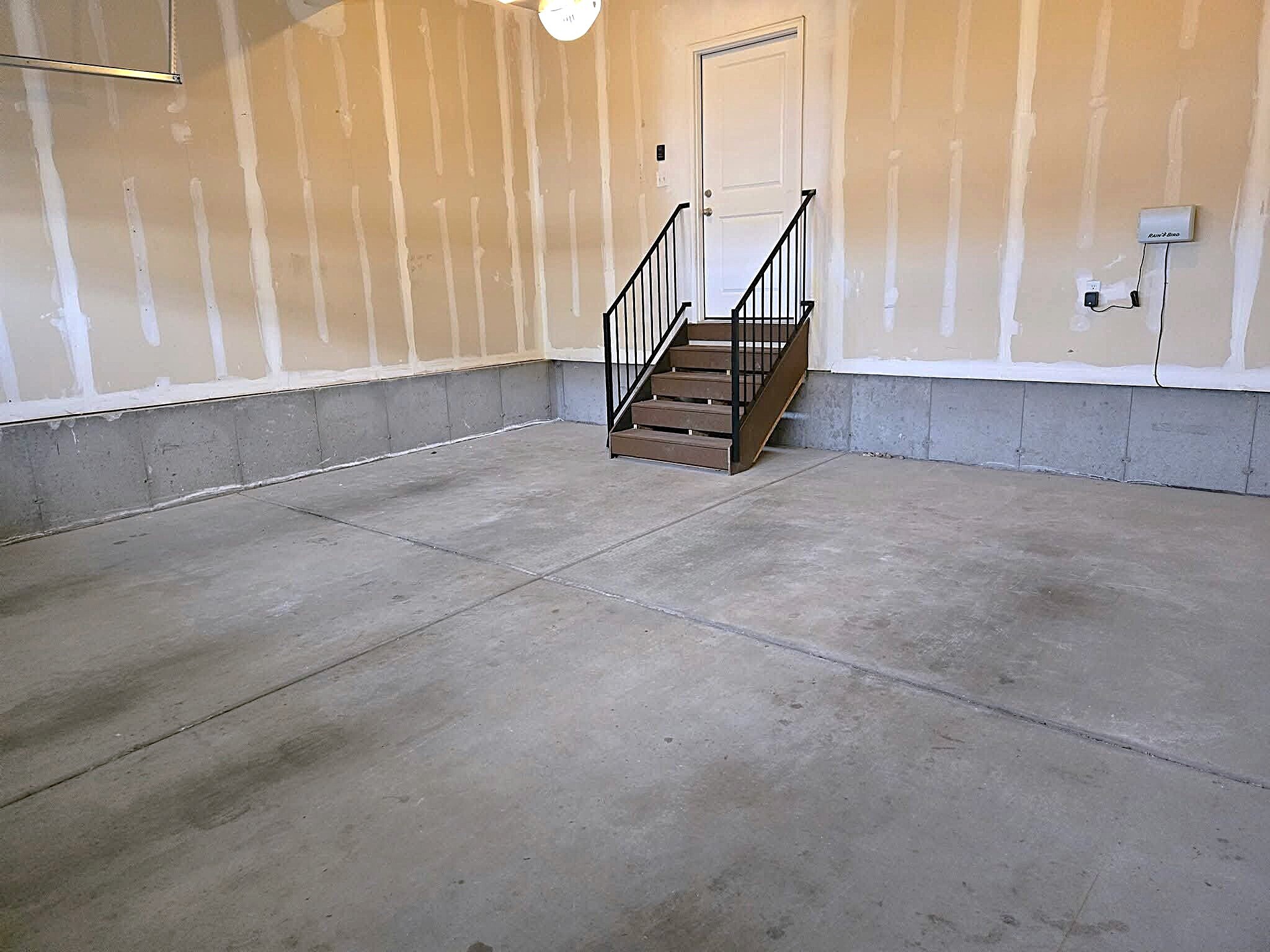 Building Photo - 34 E Legacy Pky