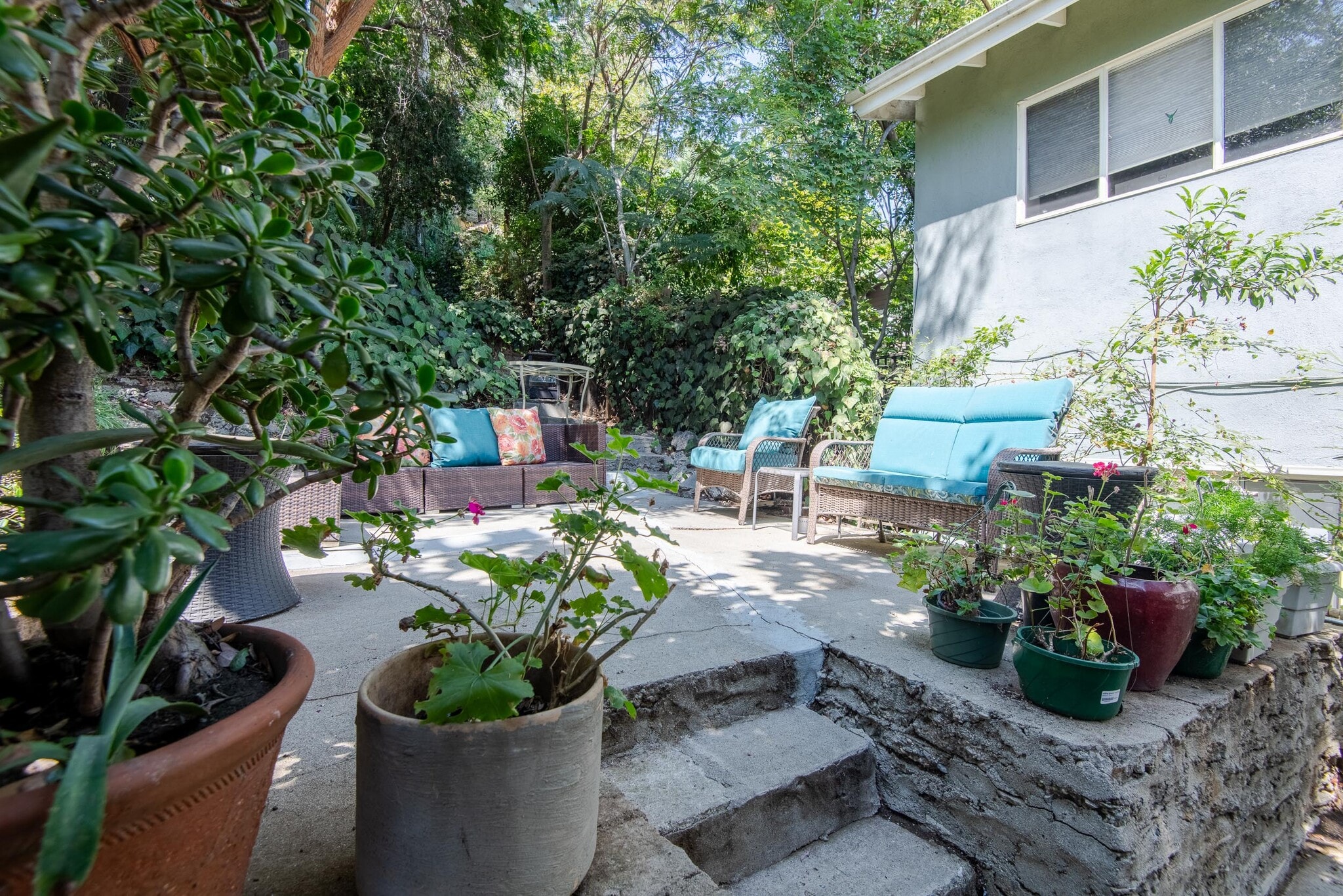 Building Photo - 2001 1/2 Pinehurst Rd