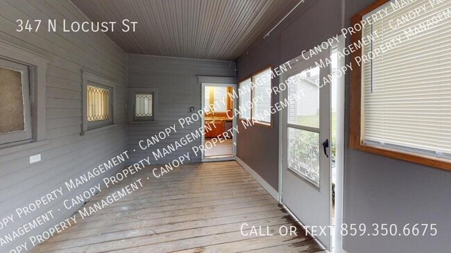 Building Photo - 347 N Locust St