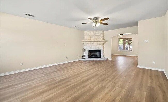 Building Photo - 2511 Jacqueline Dr