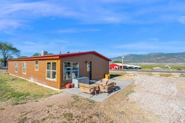 Building Photo - 468 N Duck Springs Dr