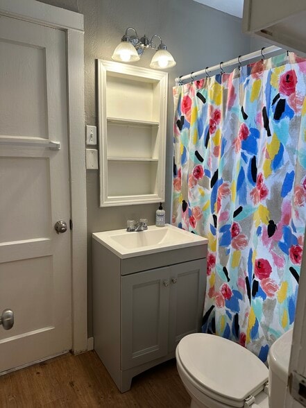 Bathroom - 1707 8th Ave
