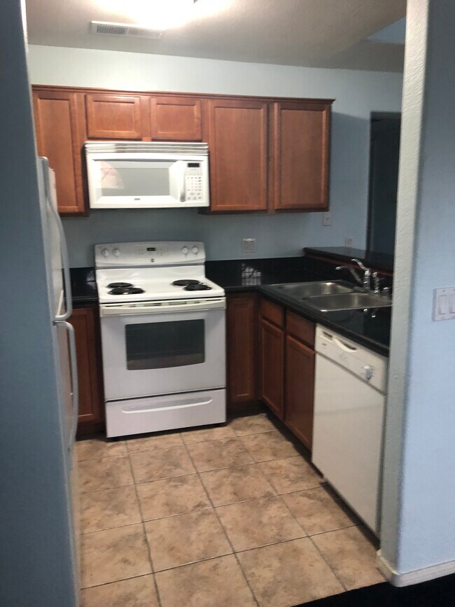 Building Photo - 3145 E Flamingo Rd