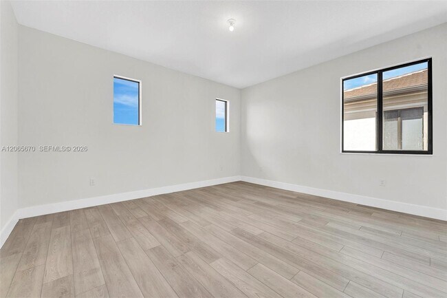 Building Photo - 8283 SW 120th Ter