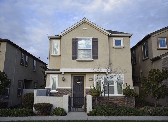 Building Photo - 1016 Rothbury Ln