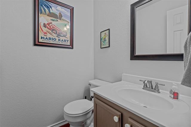Building Photo - 2202 Barton Springs Dr