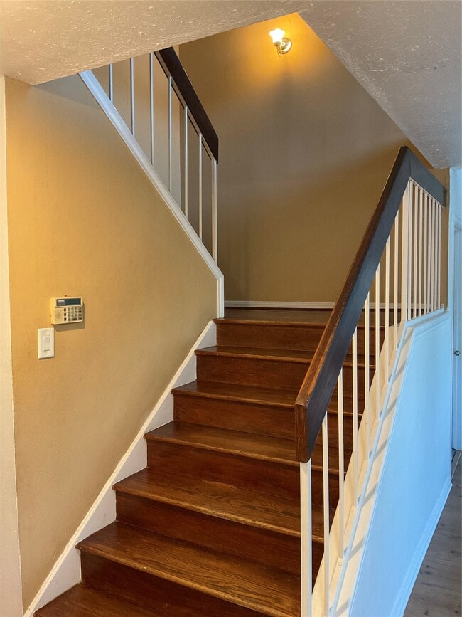 Building Photo - 3103 Ashford Bend Dr