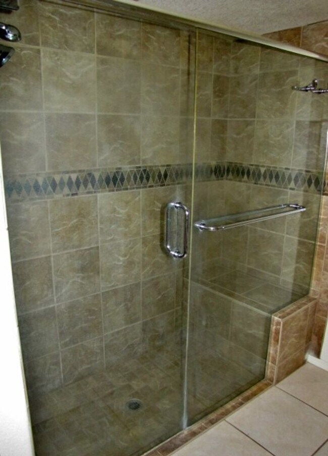 Building Photo - 3BR/2BA/2CG, 1615 sq.ft. home in Sierra Springs subdivision in Sierra Vista, AZ