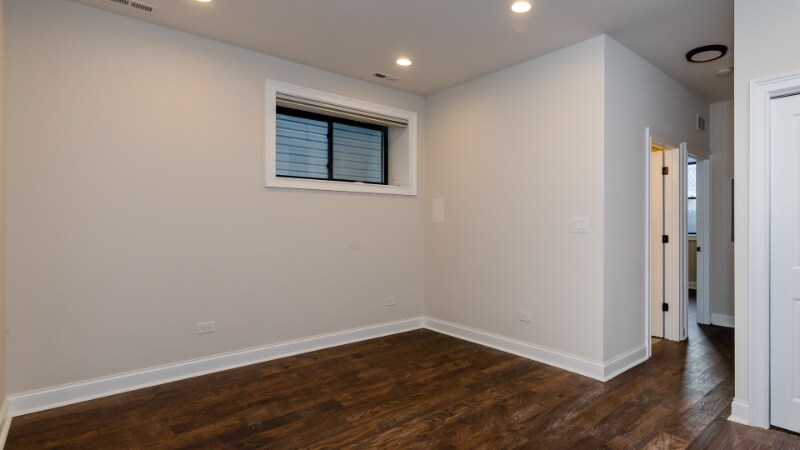 Building Photo - 1933 S May St