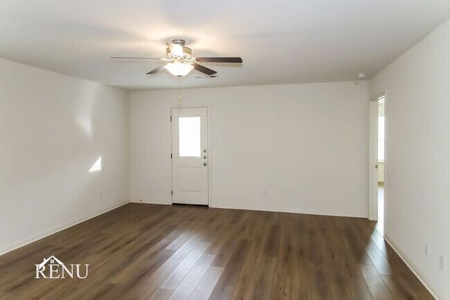 Building Photo - Coming Soon!