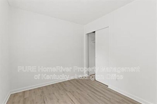 Building Photo - 1187 Venetian Way