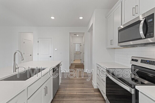 Building Photo - 3907 N Catawba St