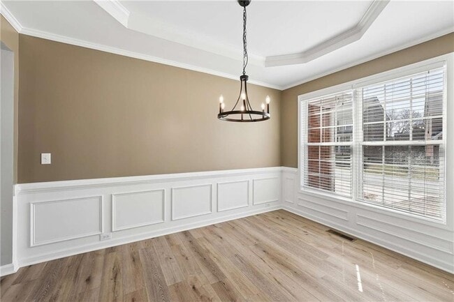 Building Photo - 1304 Kirkwood Ln