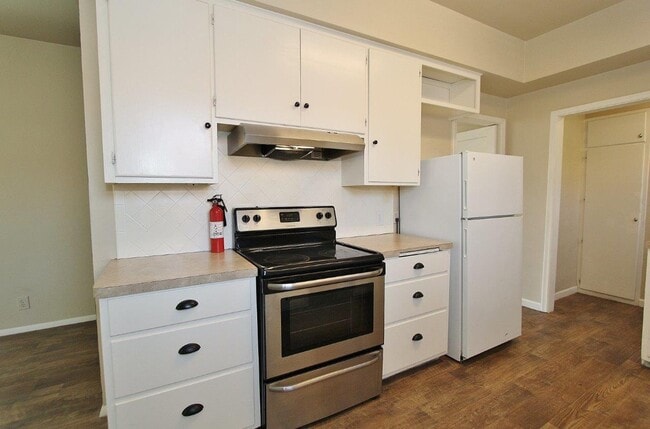 Building Photo - Charming Home in Caldwell