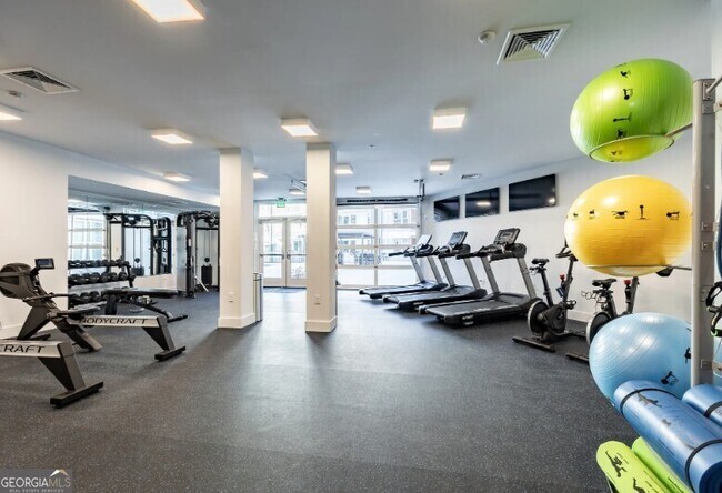 Building Photo - 750 Avondale Creek Dr.