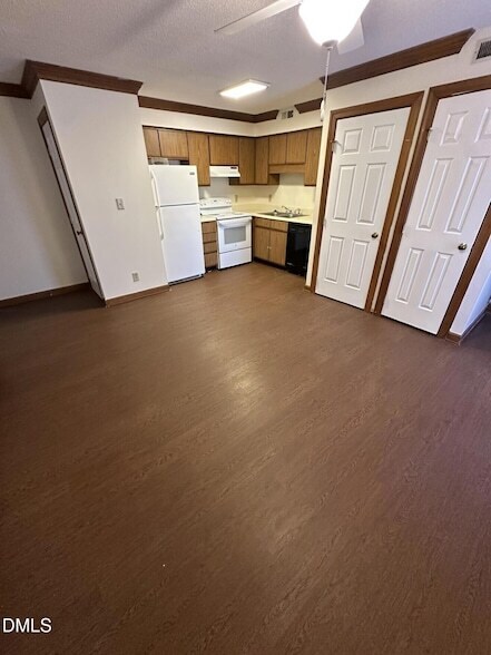 Building Photo - 3533 Ivy Commons Dr