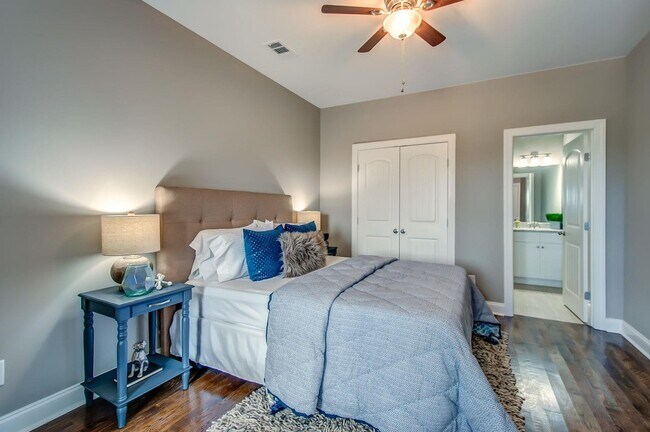 Building Photo - 4325 Ashland City Hwy