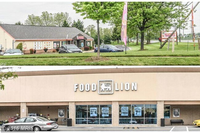 Building Photo - 2109 Bristol Dr