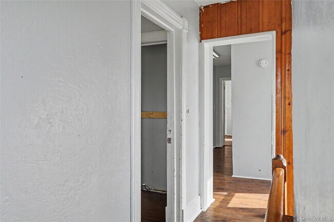 Building Photo - 39 Spruce St