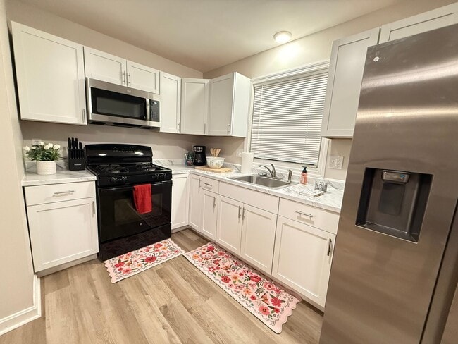 Building Photo - 33-37 Grant St