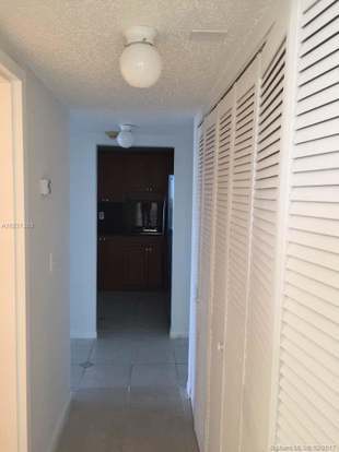 Building Photo - 13499 Biscayne Blvd