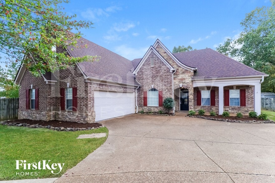 Primary Photo - 5155 ZACHARY RUN Cove