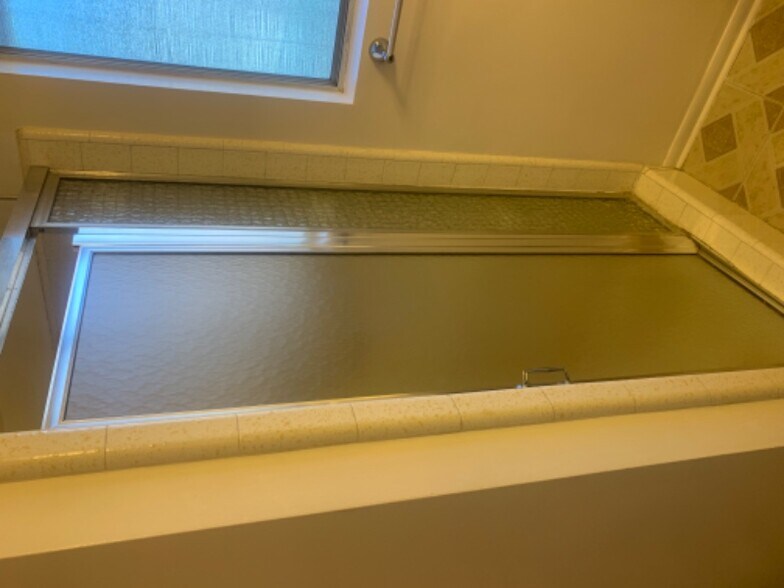 Building Photo - 18332 Superior St