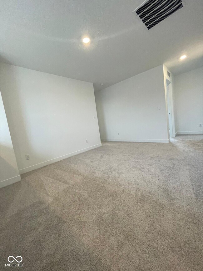 Building Photo - 6852 Orchard Run Cir