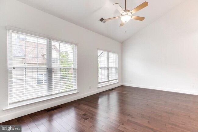 Building Photo - 6021 Riddle Walk