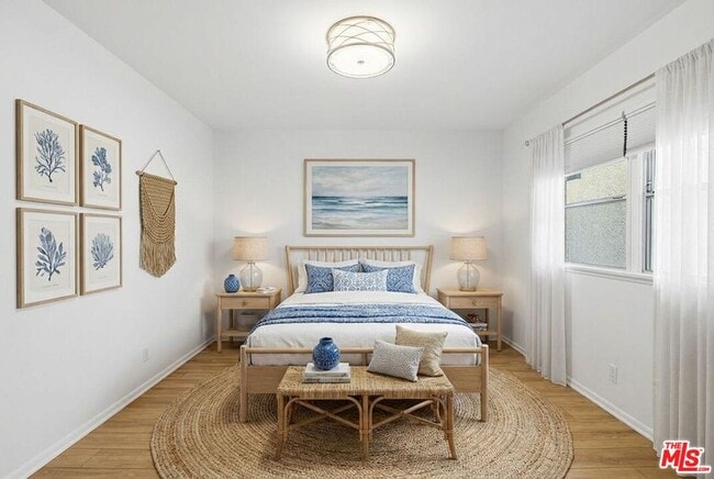 Building Photo - 1944 S Beverly Glen Blvd