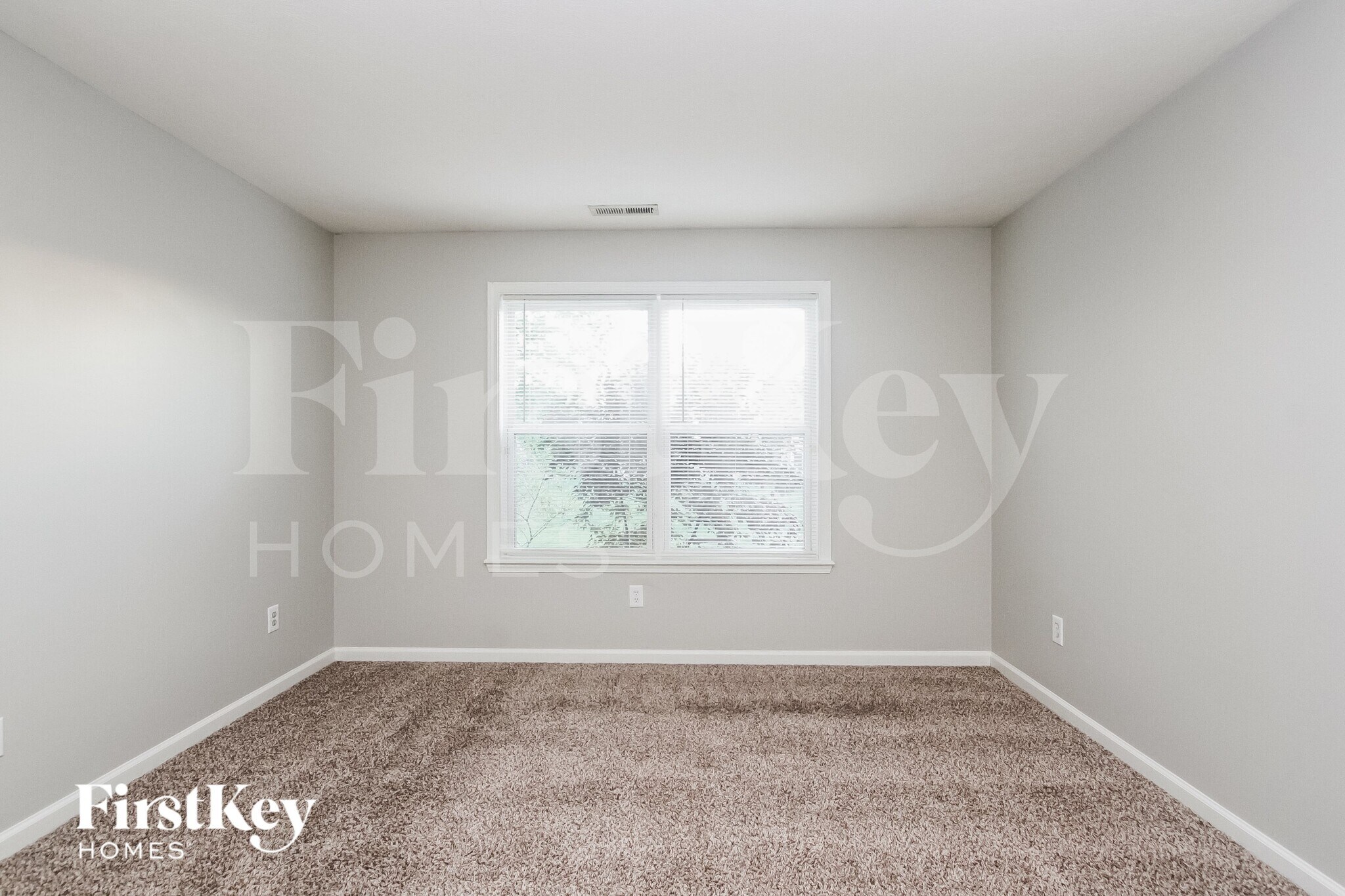 Building Photo - 5602 Wild Horse Dr