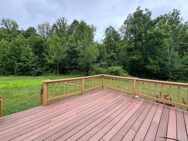 Building Photo - Campbell County Home on Large Lot