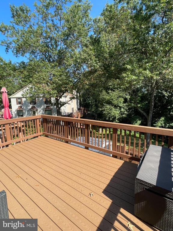 Building Photo - 8605 Pin Oak Dr
