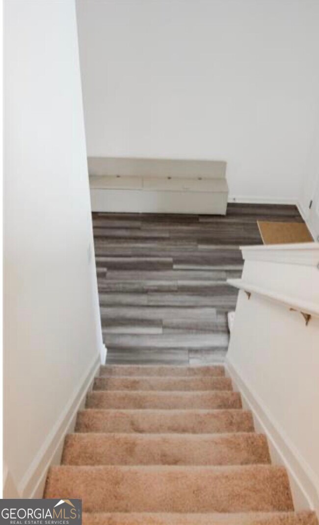 Building Photo - 7584 Saffron Ave