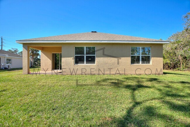 Building Photo - Deposit-Free! Modern, energy efficient hom...