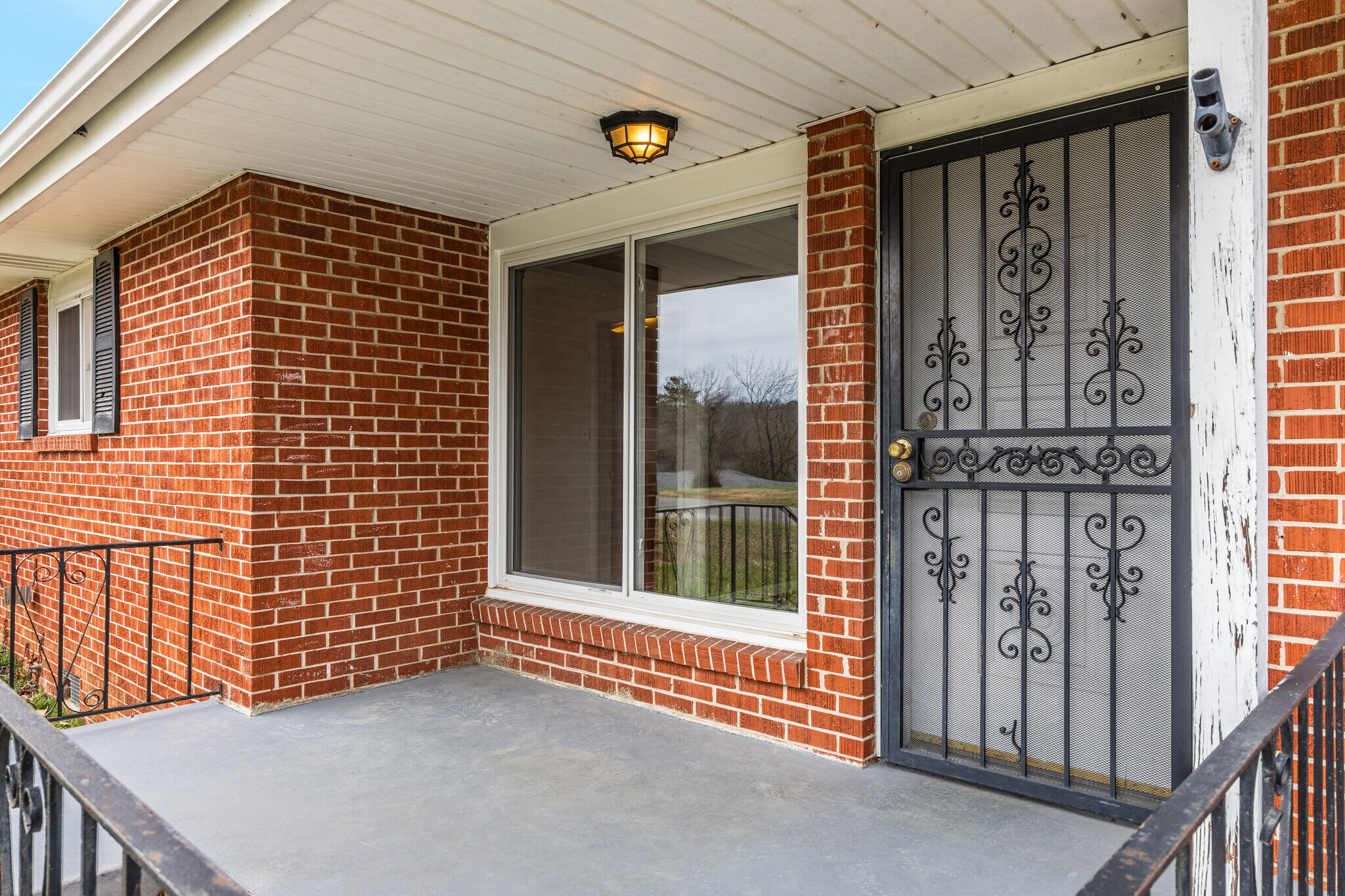 Building Photo - 303 Wygoda Cir