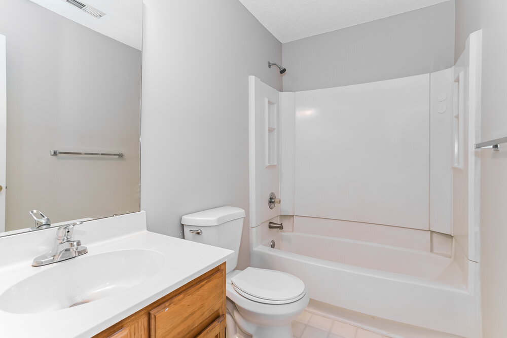Building Photo - 8914 Clifton Meadow Dr