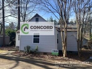 Building Photo - 123 Keeling Rd W