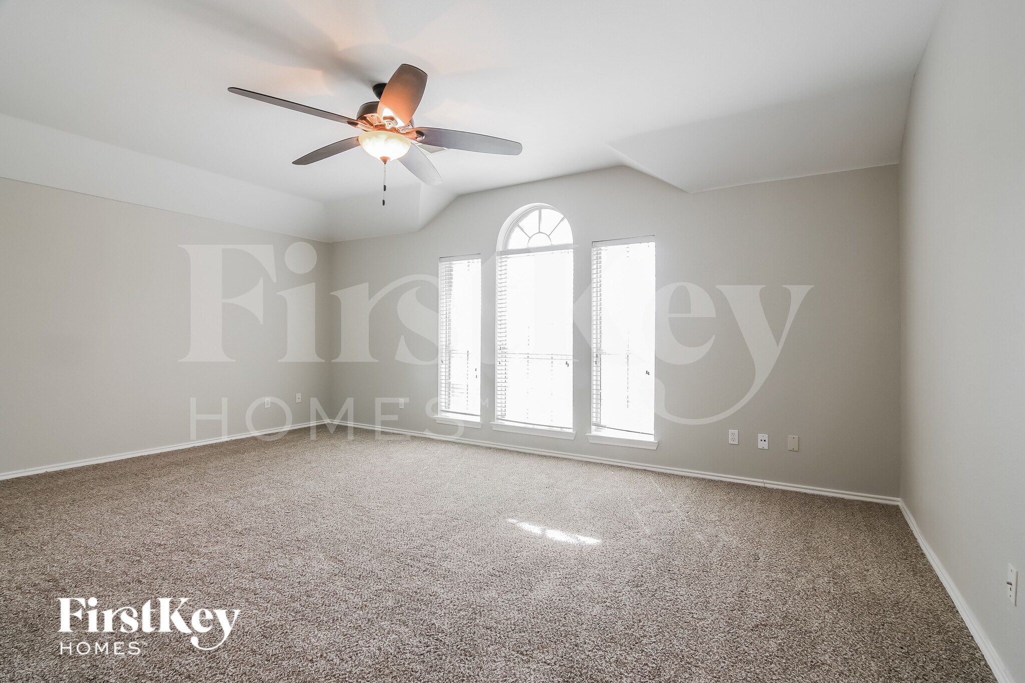 Building Photo - 6605 Sandgate Dr