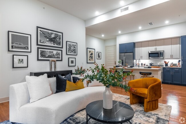 Building Photo - Darby Knox District