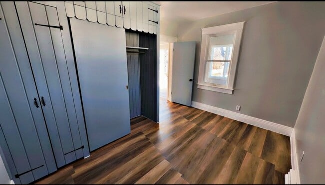 Building Photo - Charming Newly Renovated 3-Bedroom Rental with Garage & Basement
