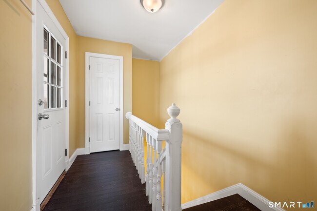 Building Photo - 246 S Orchard St